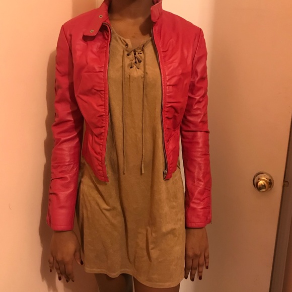 Red leather jacket - Picture 2 of 2